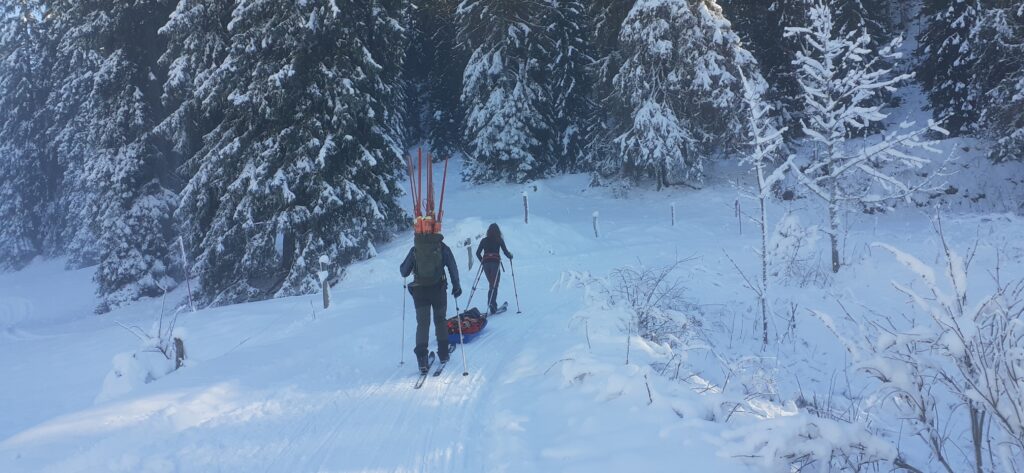 Pose de la signalétique sur les APPB